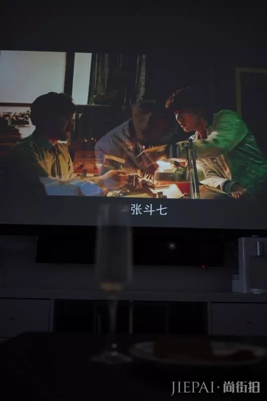 蛤?周末难道不应该宅在家做个废物?