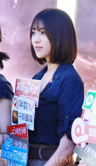 探班《代号•反抗》,黄圣依赞黎一萱、谢九儿上进