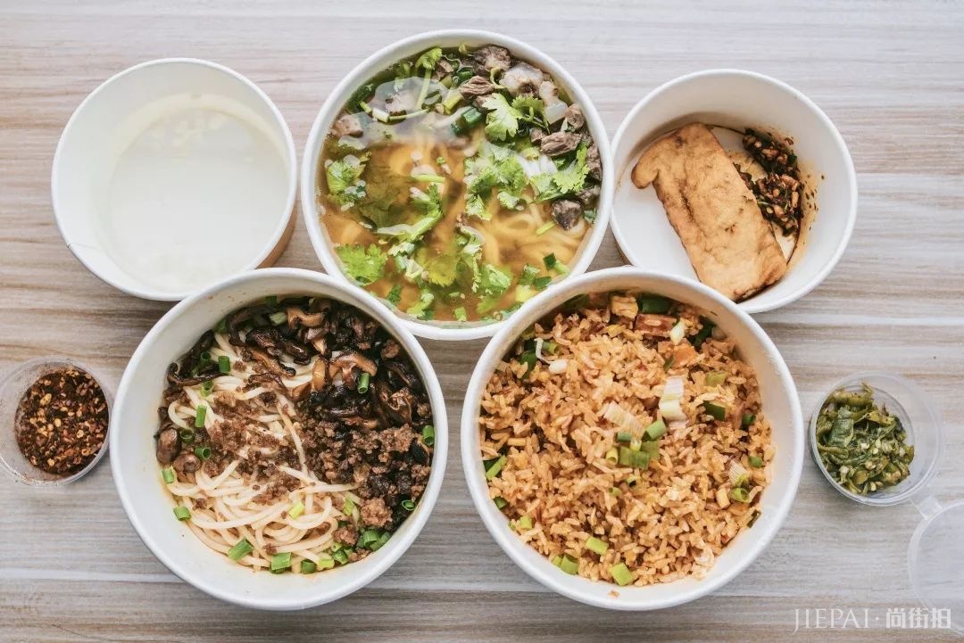 蛤?周末难道不应该宅在家做个废物?