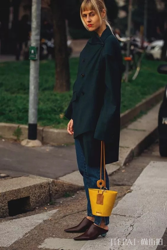 2018秋冬穿这个颜色，美成刘亦菲！！