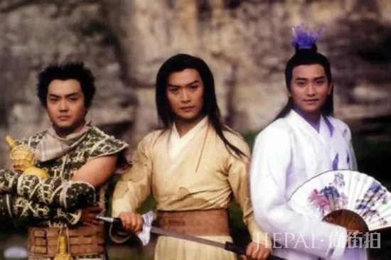 不毁不罢休？原版主演都快没饭吃了，谁还敢接翻拍？