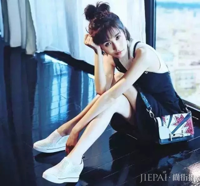 不足1米6！王子文用8个显高技巧穿出了黄金比例！