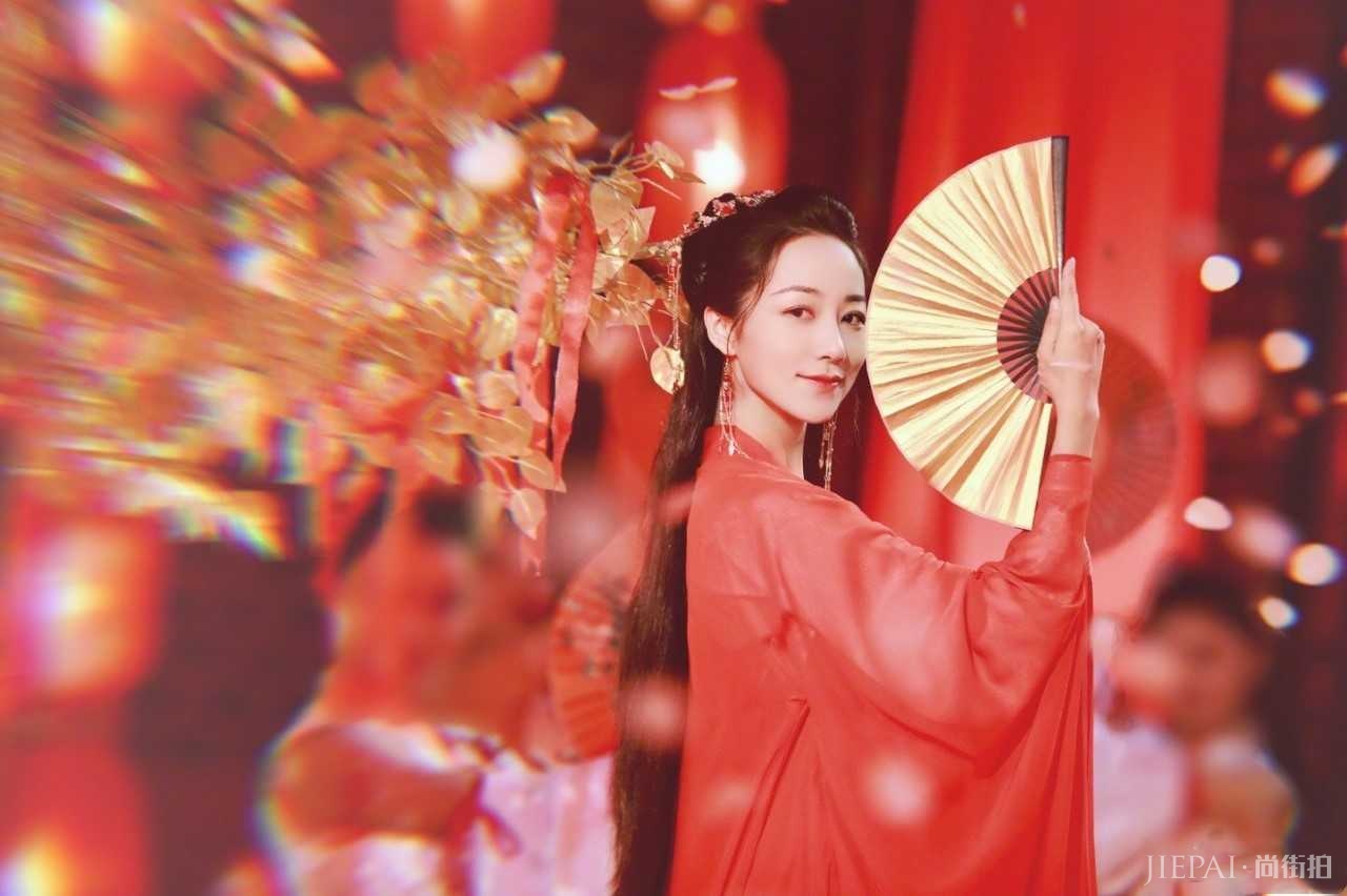 仙气十足！韩雪登央视、湖南卫视中秋晚会惊艳献唱