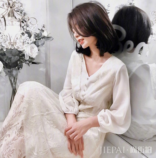 90后女孩这样穿,工作休闲都必须美一点