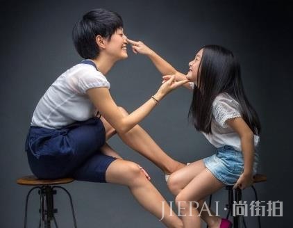 马伊琍为10岁女儿庆生 发文：感谢你让我成为母亲