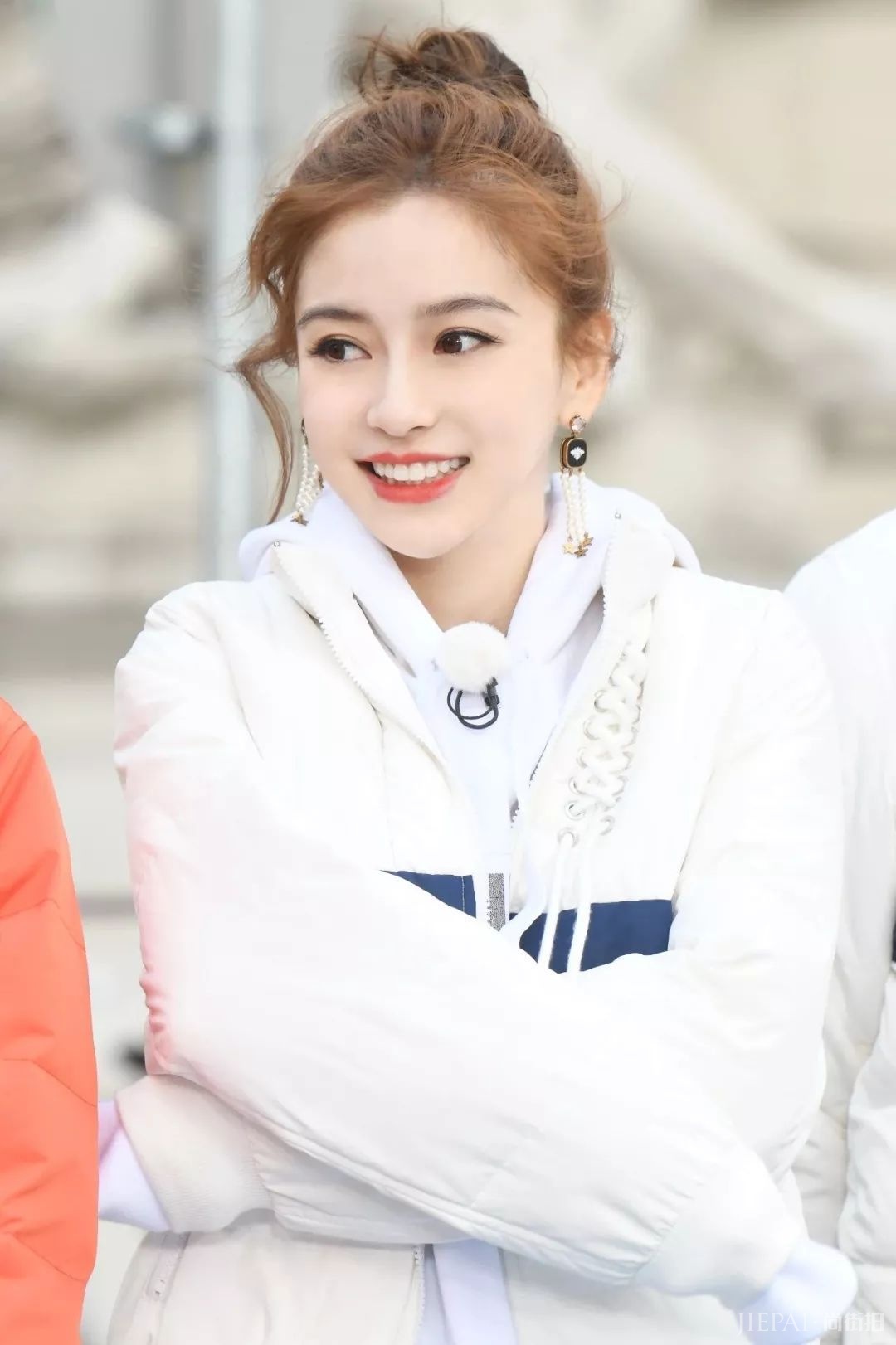 短发风已过，肩上1cm的发型才是当下最火的！