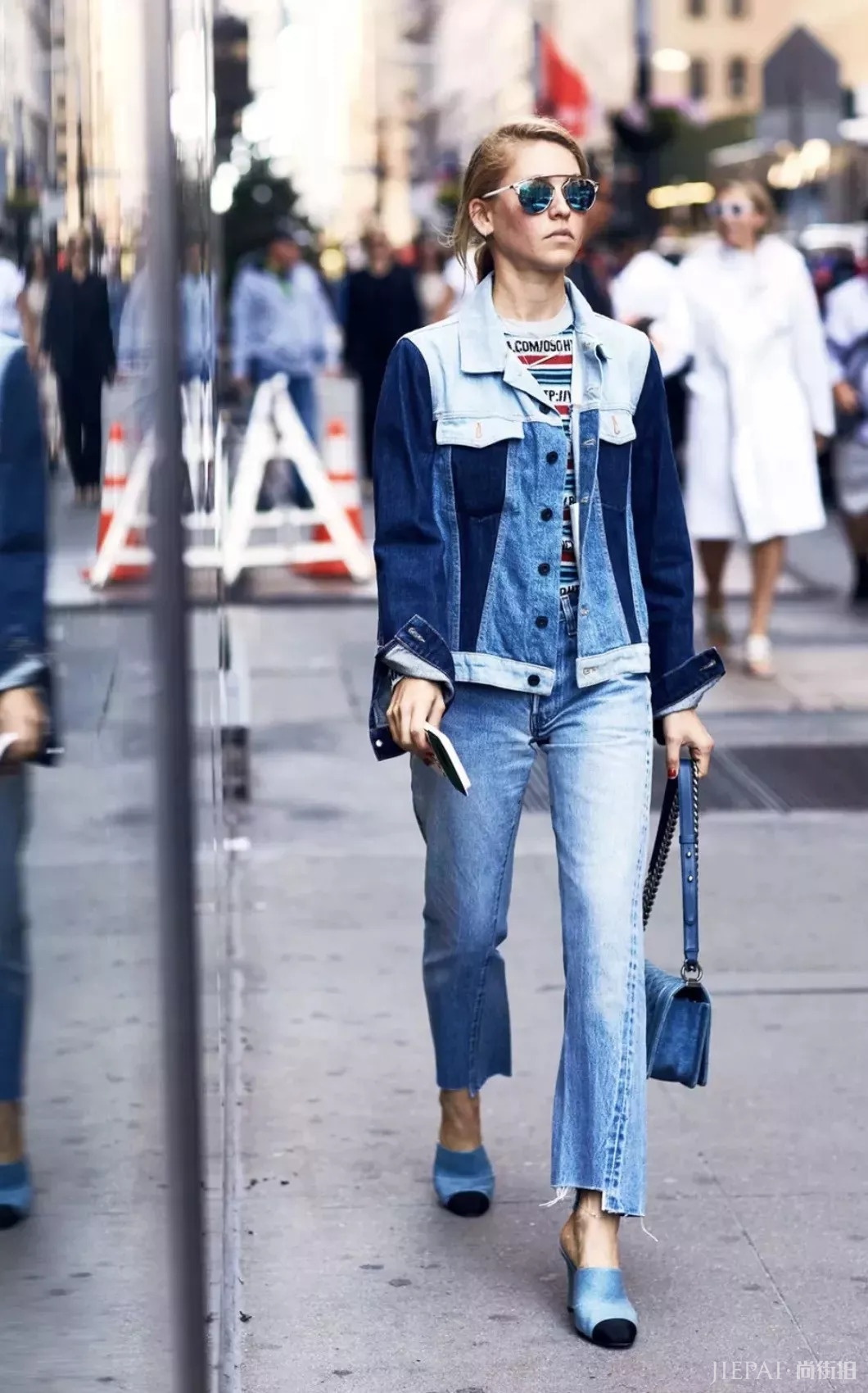 秋季必备的牛仔外套，若是这样穿可以美出新高度！