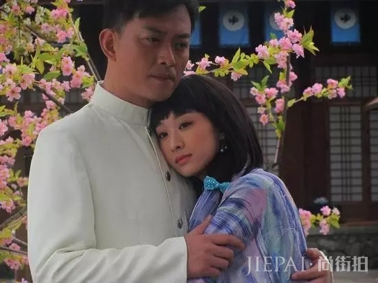 不毁不罢休？原版主演都快没饭吃了，谁还敢接翻拍？