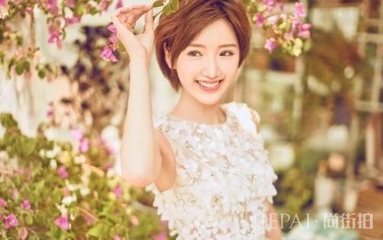 生父索要赡养费5000万,毛晓彤首度用11字回应