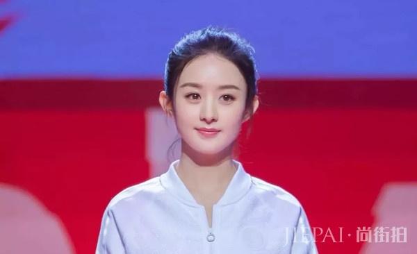 宋祖儿闭门不出 尴尬刘海整一下就好