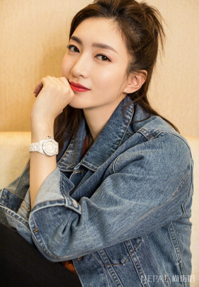 32岁江疏影美到犯规！简直秒杀当下的无数小花了