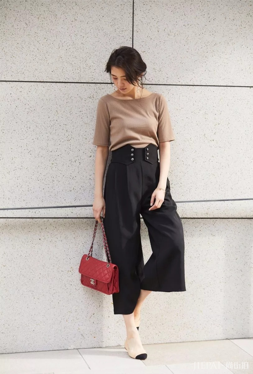 初秋4大“神级百搭单品”  只要穿上就变时髦！