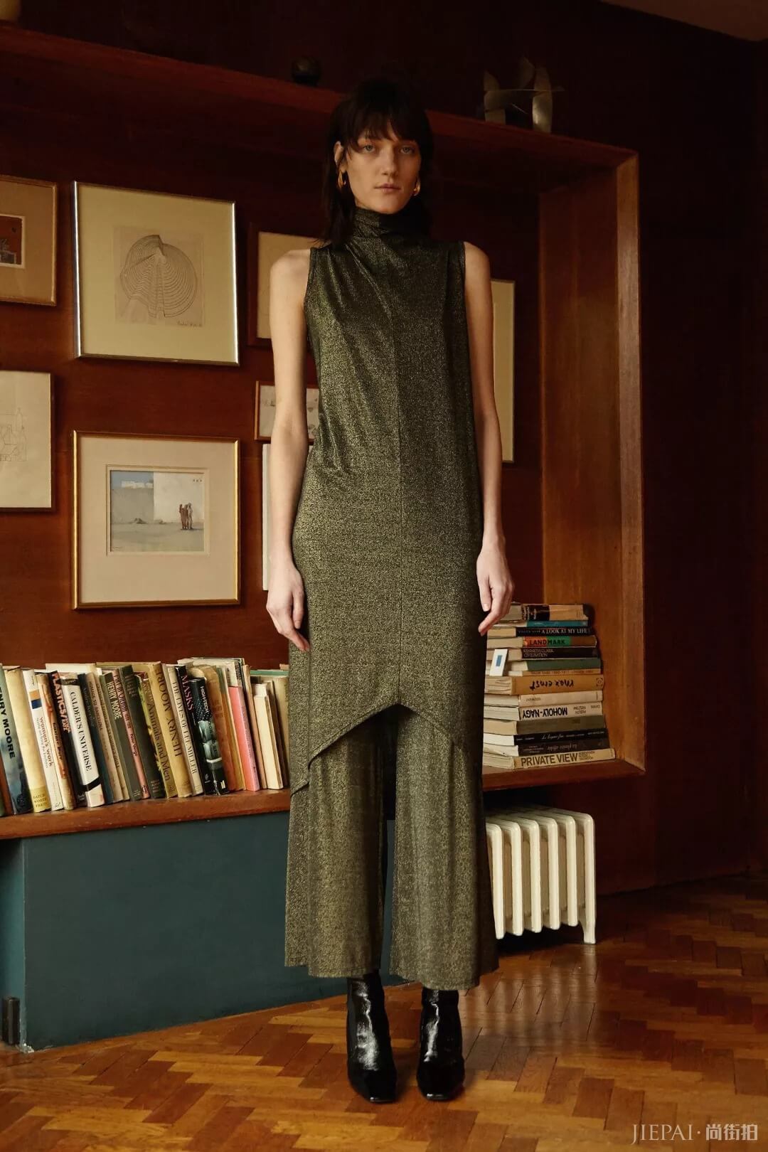 秋天这几款裙子美翻天， 高圆圆、刘雯早就穿起来了！