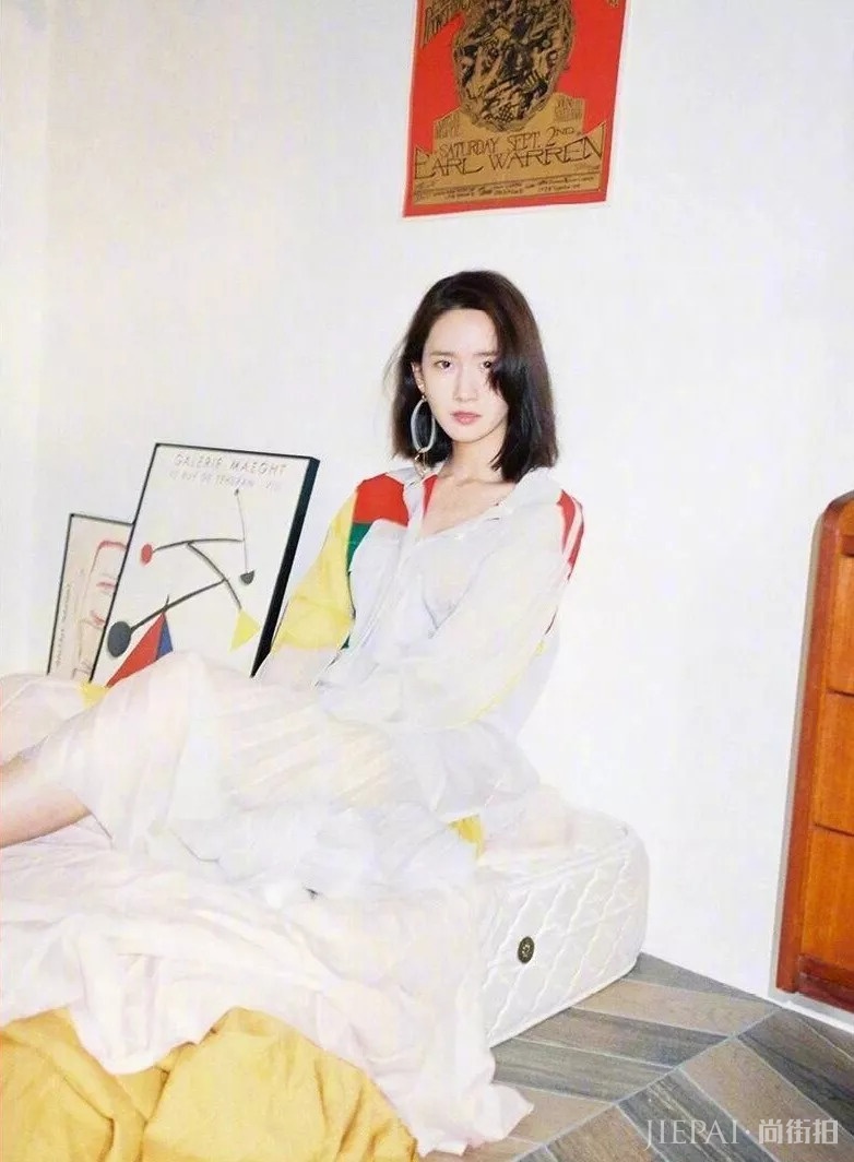 小仙女林允儿X腿型超难看 私服却仍然美美的