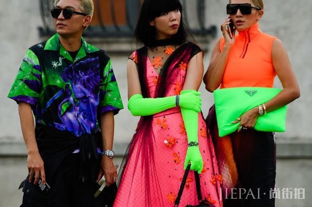 时装周期间 亚裔博主街拍占一半，外媒：亚洲人席卷了时尚圈