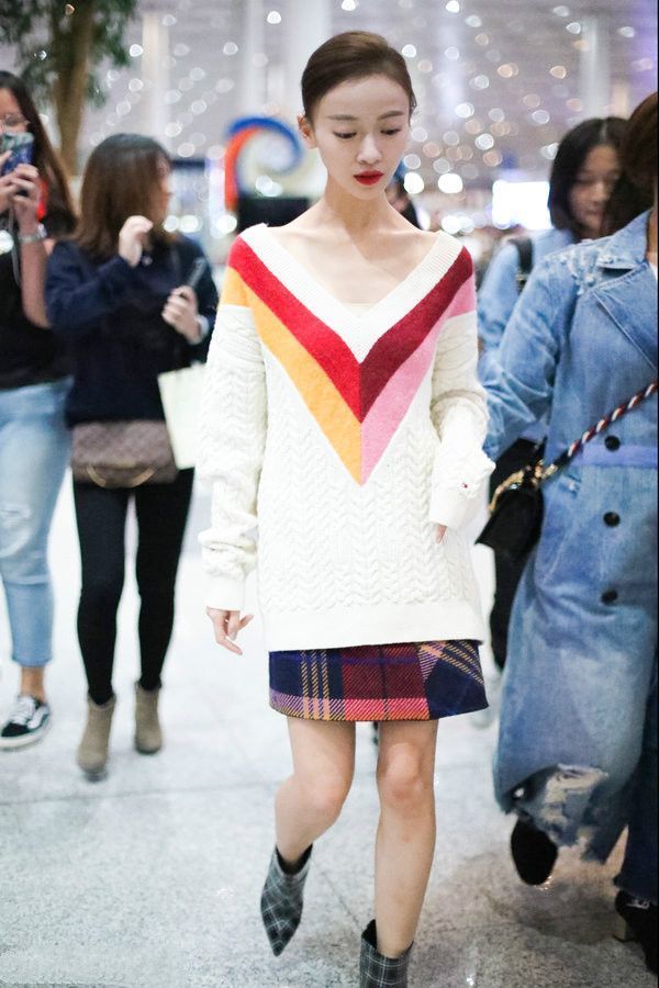 魏樱络瘦到不能穿短靴?小腿在鞋里直打晃,立马减分