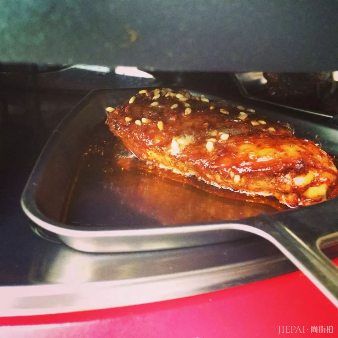 蛤?周末难道不应该宅在家做个废物?