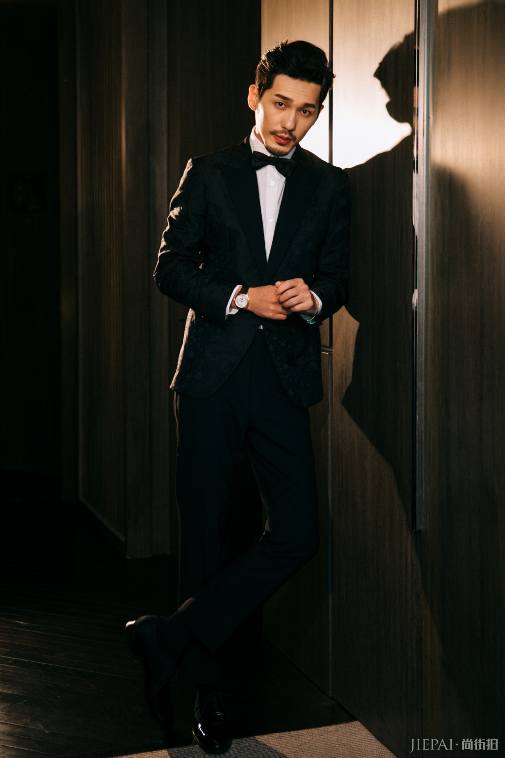 白宇现身智族GQ年度人物  获年度潜力艺人