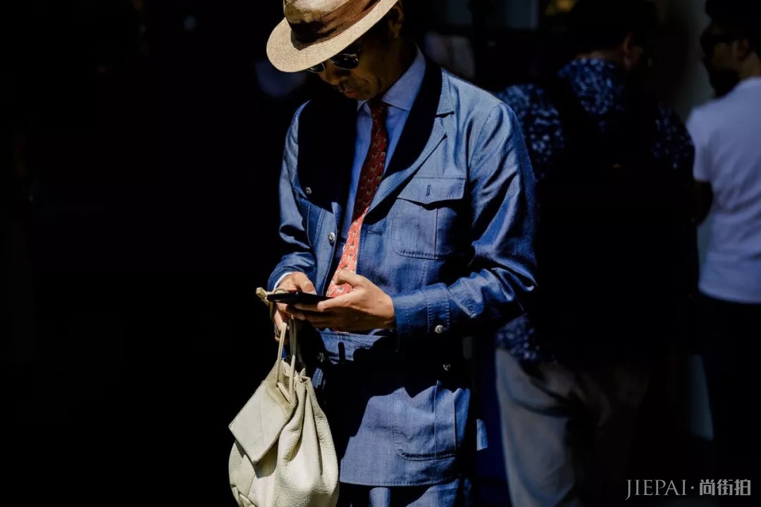 穿这3件衣服,就能把秋天变成收获女朋友的季节