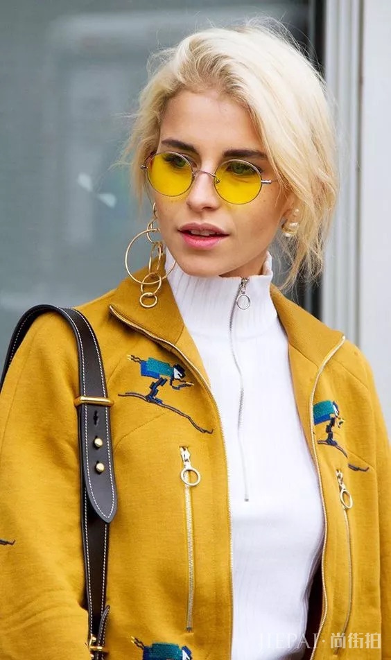 2018秋冬穿这个颜色，美成刘亦菲！！