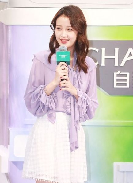 凉生孙怡私服穿搭学杨幂也超爱露腿