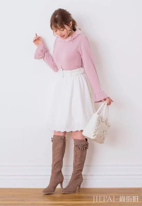 想学维密大长腿 不如用穿搭显高 看这4位160cm左右会穿小个子代表~