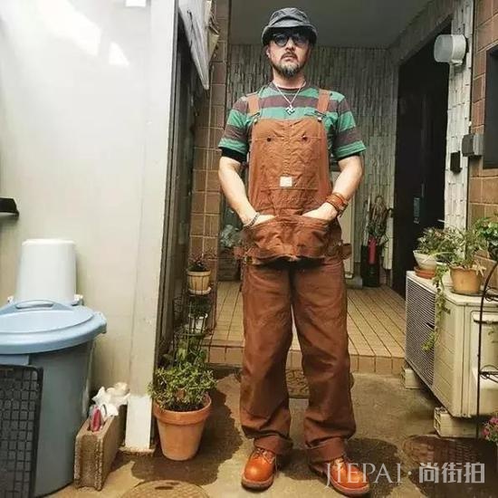 别把幼稚的锅甩给背带裤