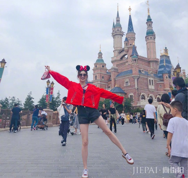 32岁江疏影美到犯规！简直秒杀当下的无数小花了