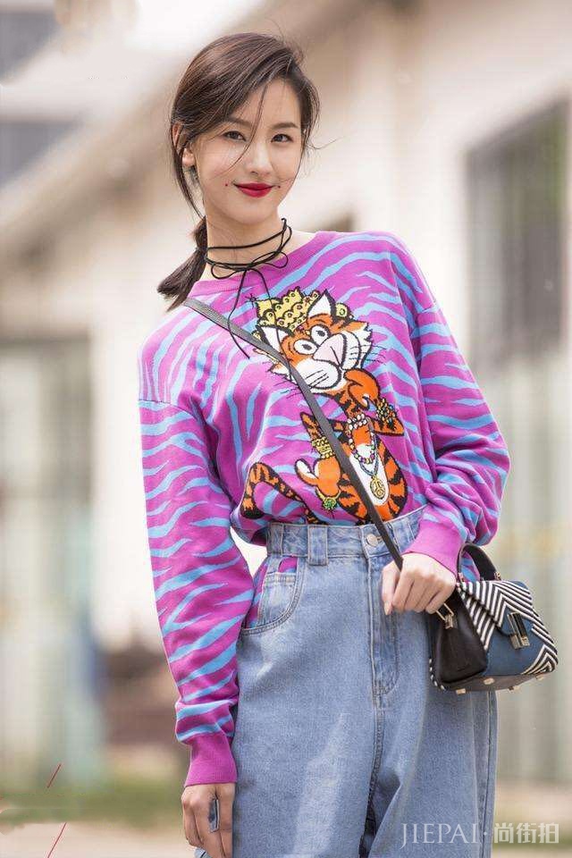 奶茶妹妹章泽天穿衣真的挺时尚,各种款式设计穿这个女生身上真美