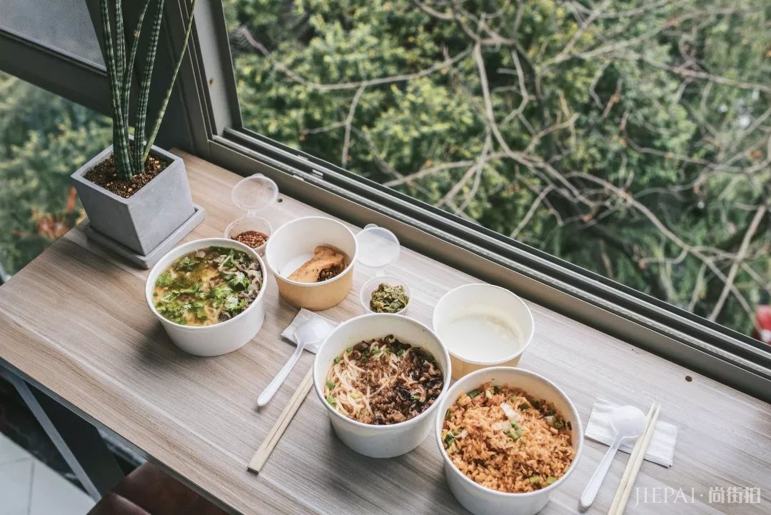 蛤?周末难道不应该宅在家做个废物?