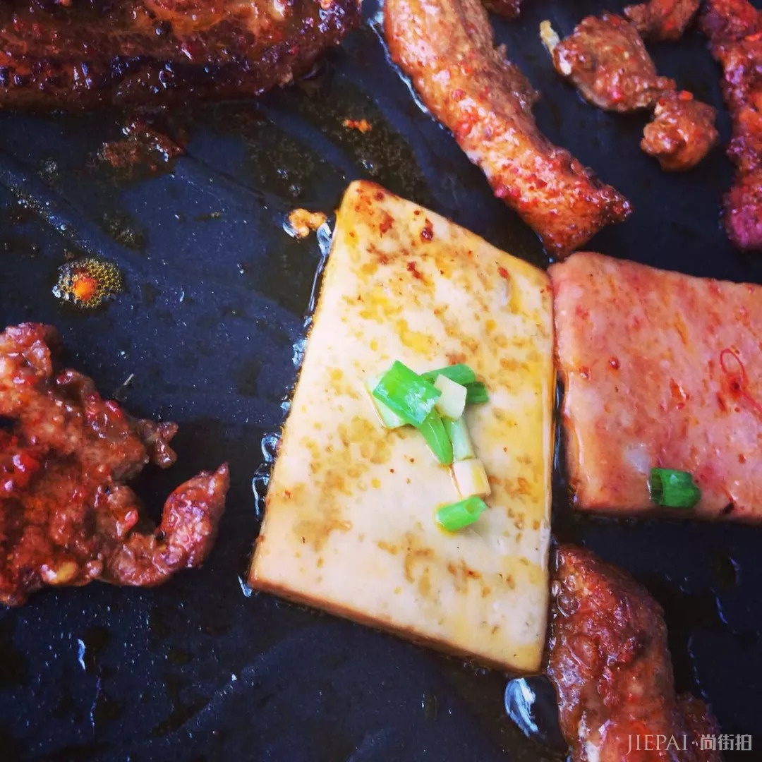 蛤?周末难道不应该宅在家做个废物?