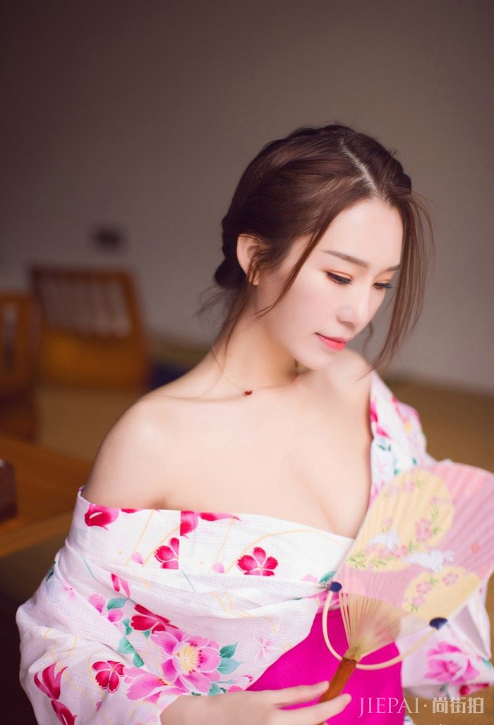 和服美少妇Katrina 满足你对日本女人的渴望