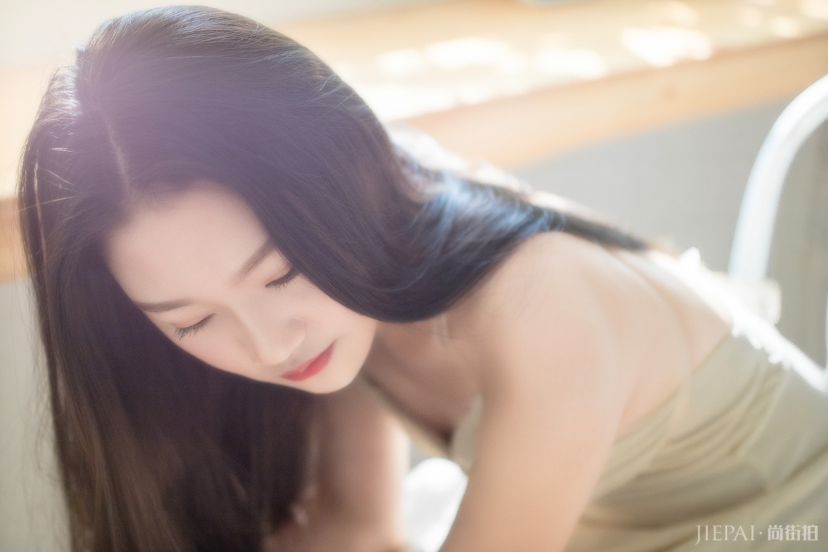 五彩的孔雀翎 优美的闲暇午后