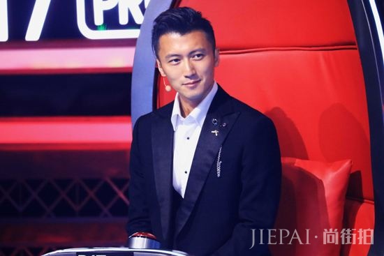 谢霆锋《中国好声音》赛前精密“推演” 对战组合尽在掌握