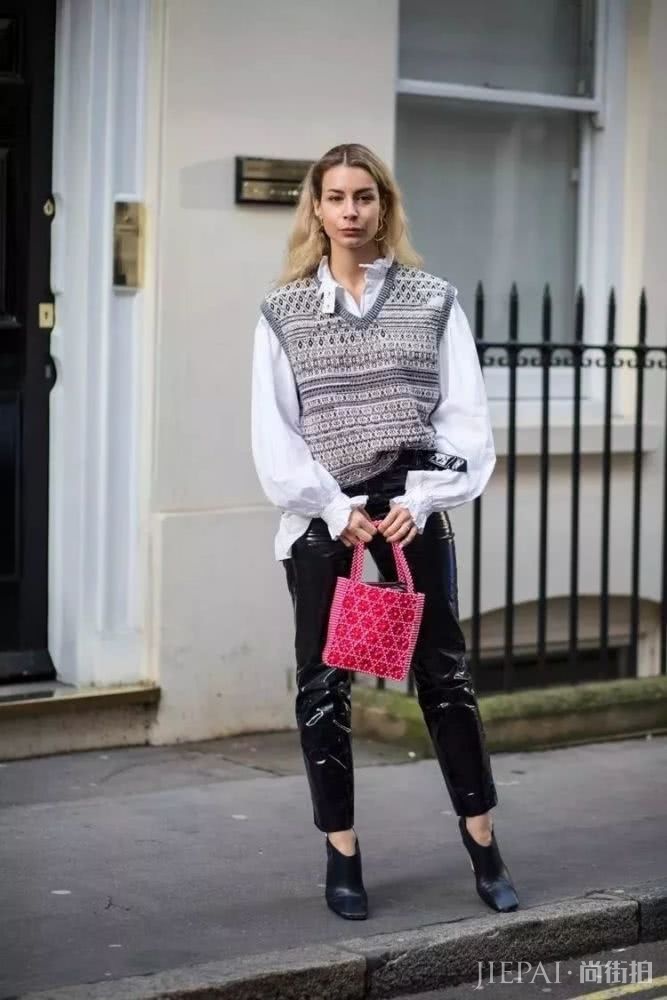 欧美街拍 衬衫真的是这个秋天最最称职的内搭！