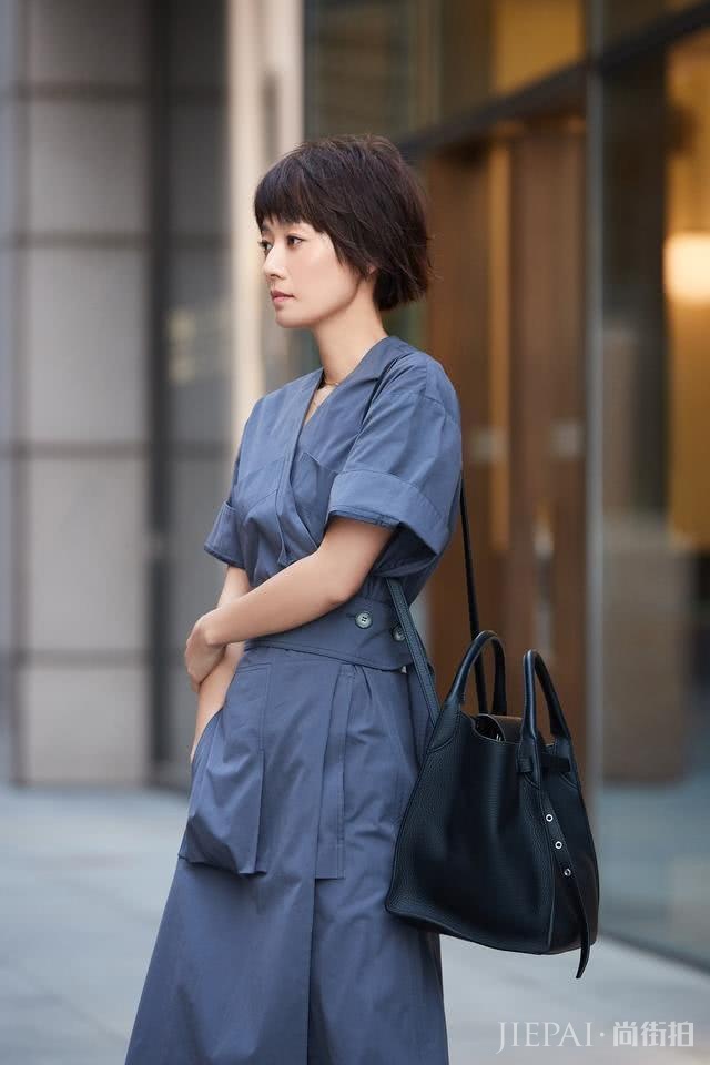 袁泉和宋茜剪波波头,优雅不失活泼,看完就想剪