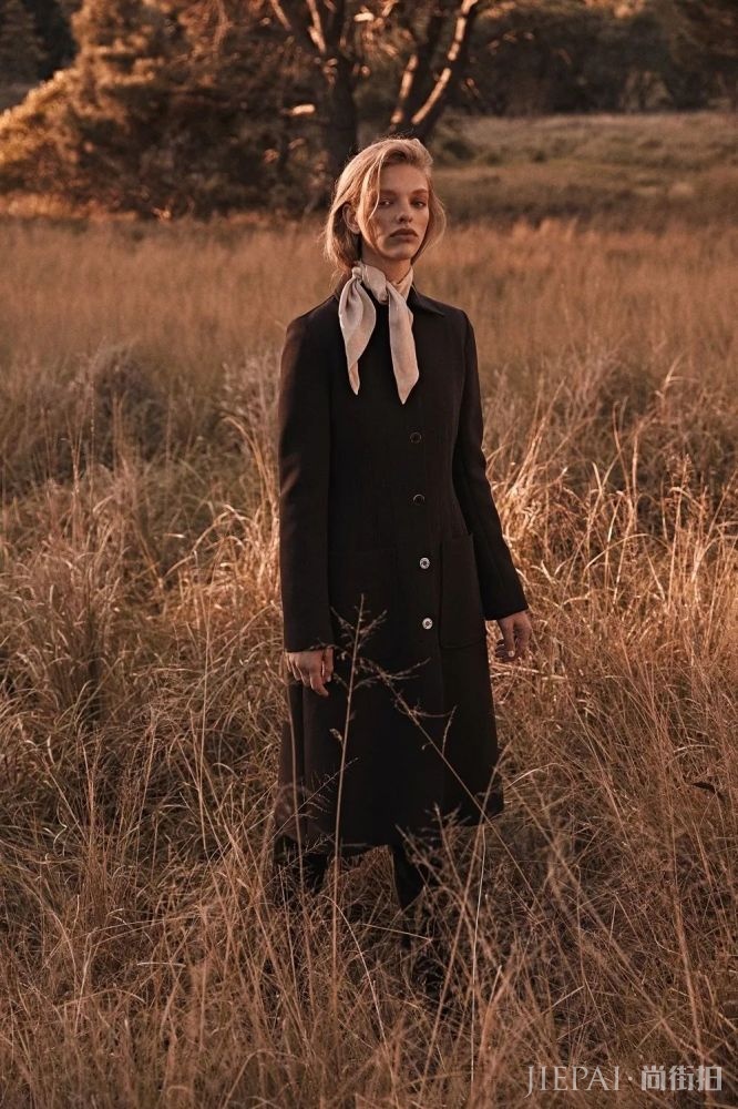 你的手机屏保也该换上“秋装”了，最美的都在这里