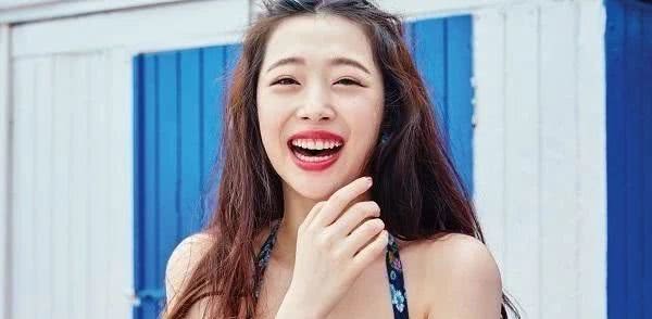 崔雪莉这是什么情况？?这次的造型翻车了...