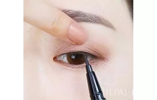 豆沙色眼妆怎么画 你想知道的都在这里