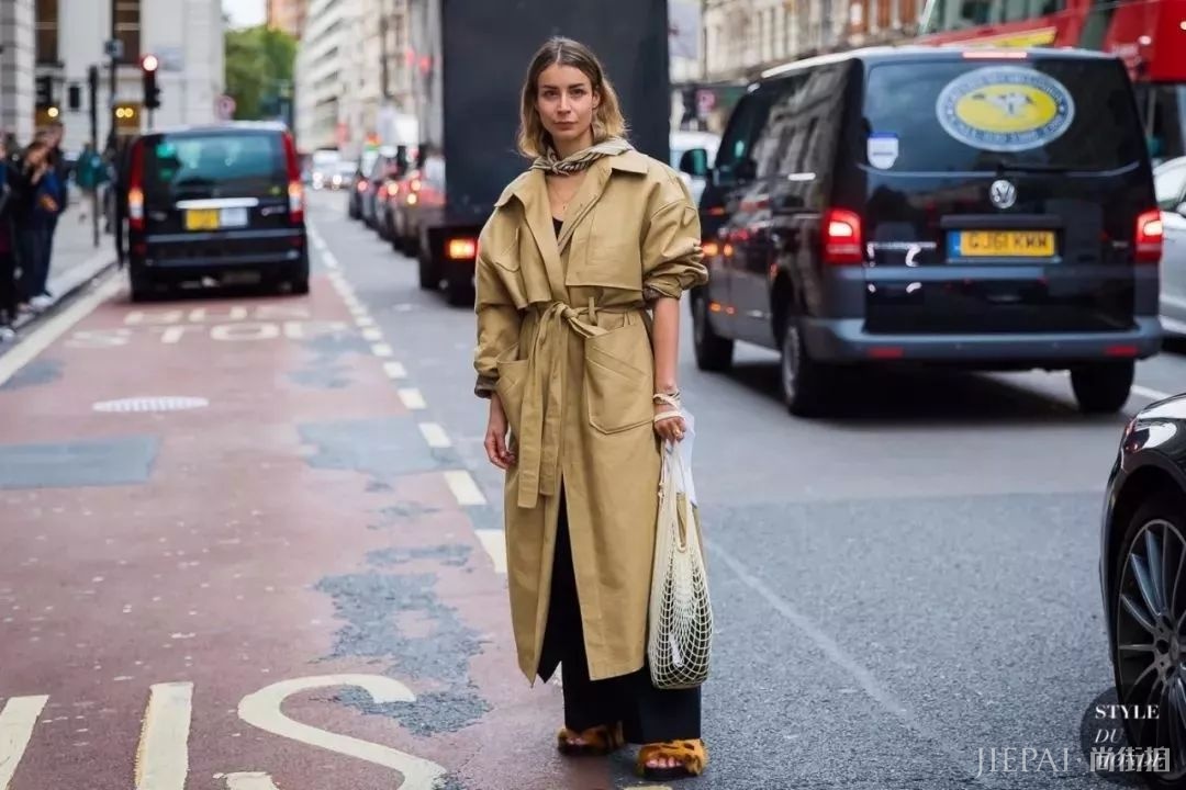 撞风衣不可怕，掌握这几招你就是穿风衣最好看的人！