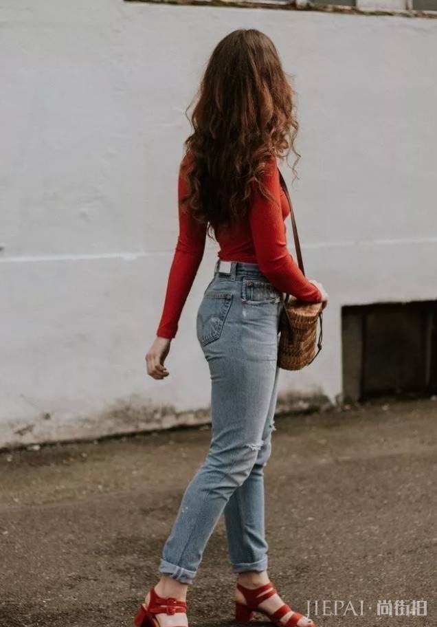 毛衣和牛仔裤怎么穿搭，照着宋佳刘雯的穿法走应该没错！