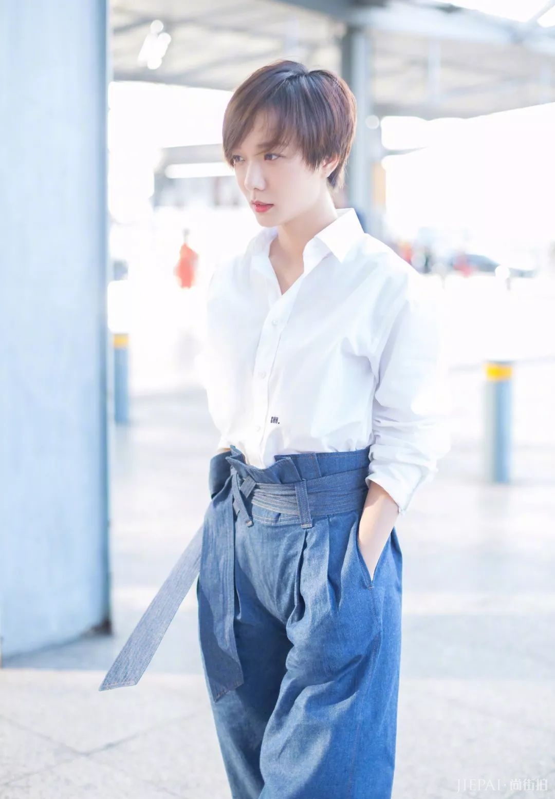 衣服“卷个边”，时髦到没边！