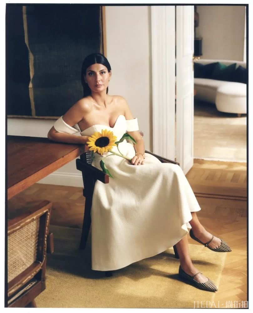 五彩斑斓的时尚博主说，穿得随随便便不会让你的心情变好