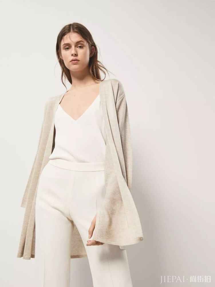 天气越来越冷了!秋冬这样穿才能穿出好气色