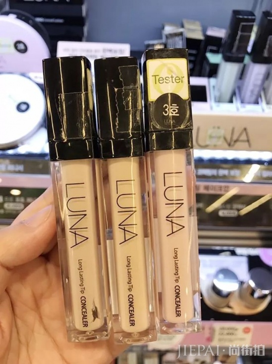 怎么化妆快好看 如何在上班的路上画一个美美的妆容