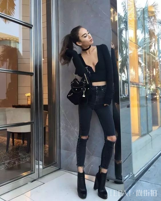 上衣越短越显瘦？欧美街拍告诉你想要显高时髦应该这样穿！