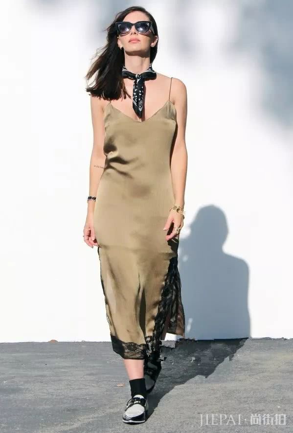 小个子只能穿高跟鞋?别限制自己,这6种平底鞋一样让你美美的