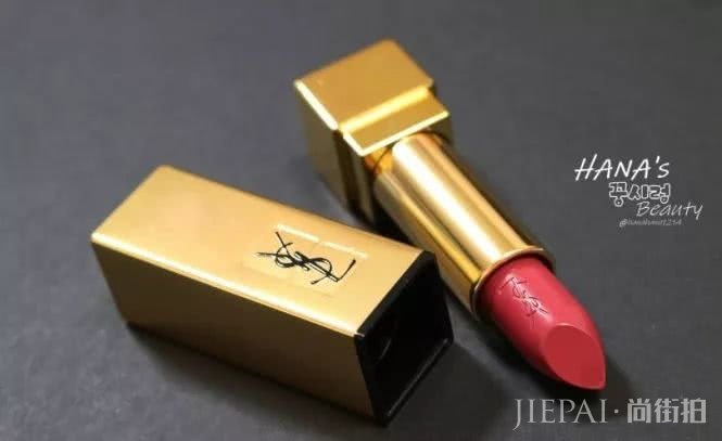 唐艺昕真会化妆 选唇色品味简直好的不要不要的