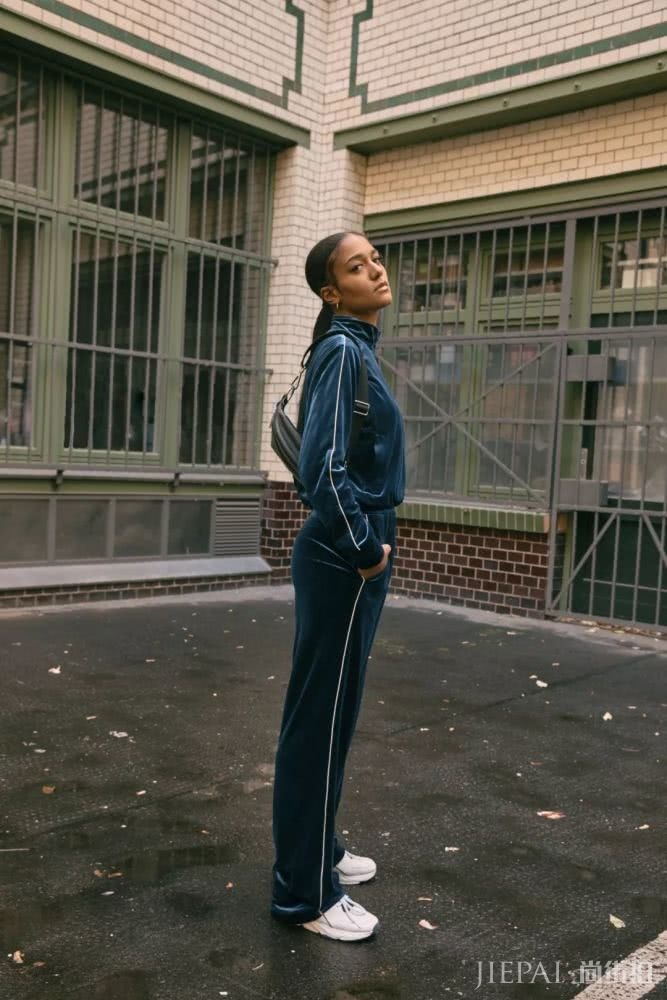 与德国最当红女歌手一起撒野人间游乐园——柏林