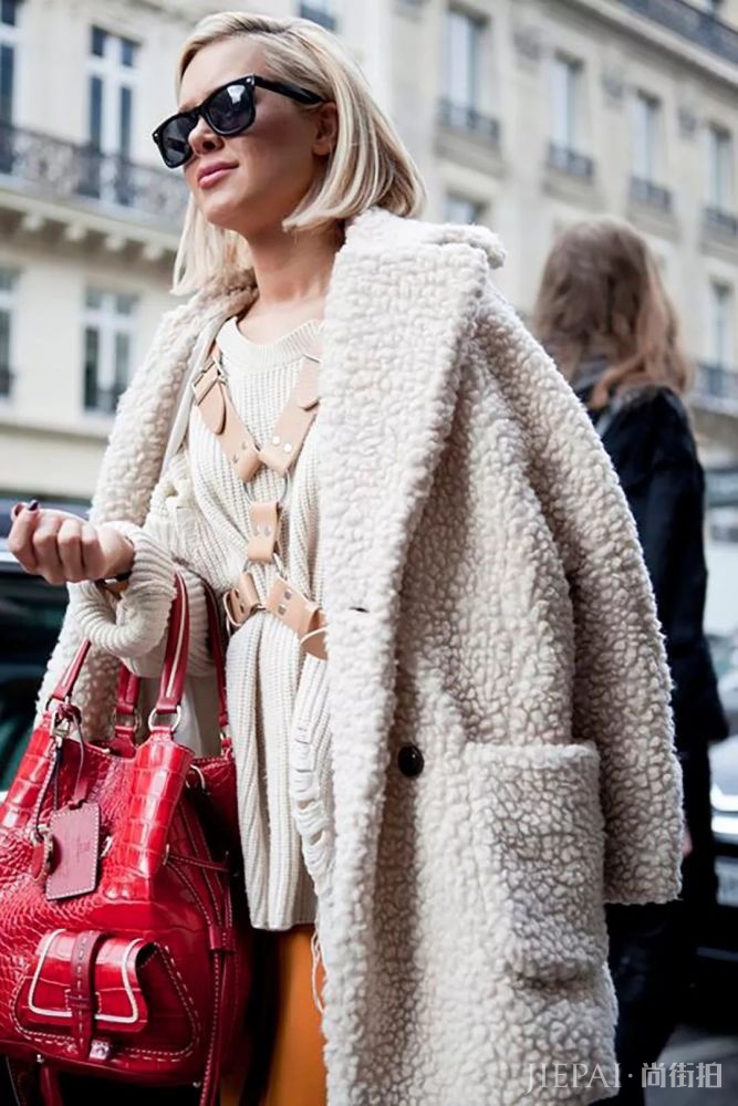 每个人都有的大衣,怎么穿最好看?